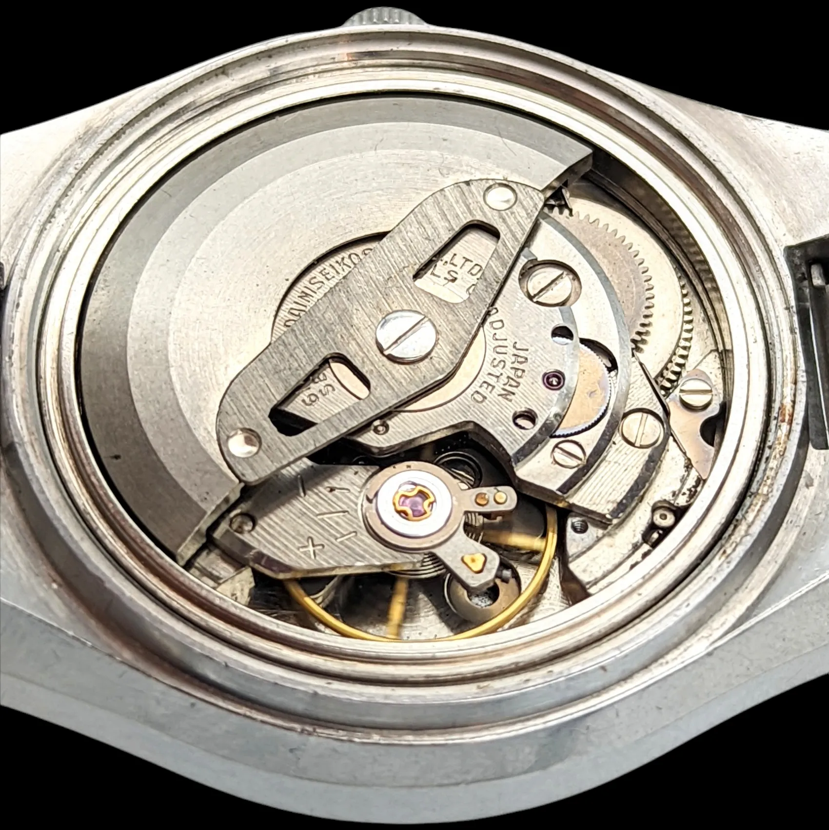 1971 SEIKO DX Automatic Watch Day/Date Indicator Cal. 6106C Hack Mechanism 17 Jewels