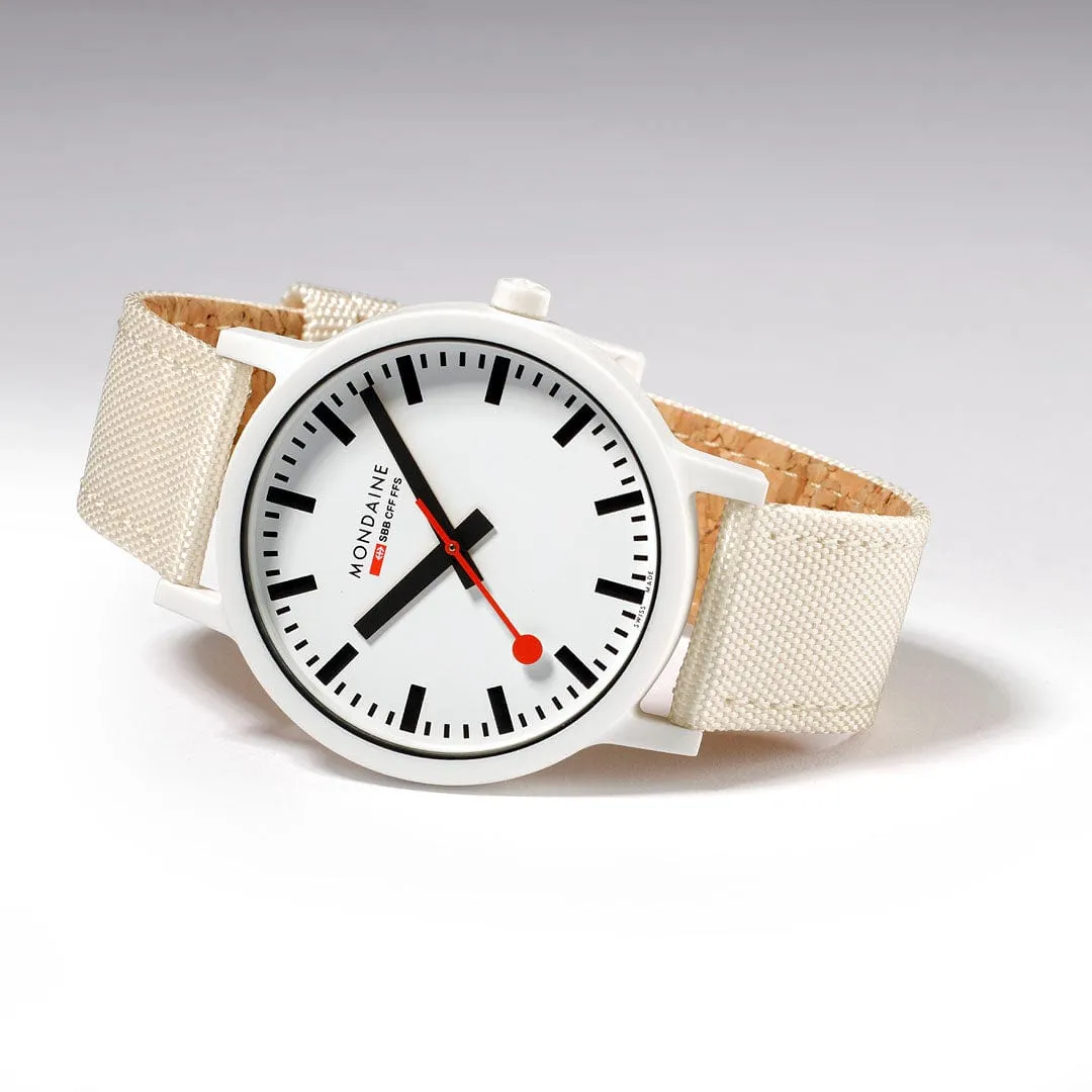essence, 41 mm, Ivory White Watch