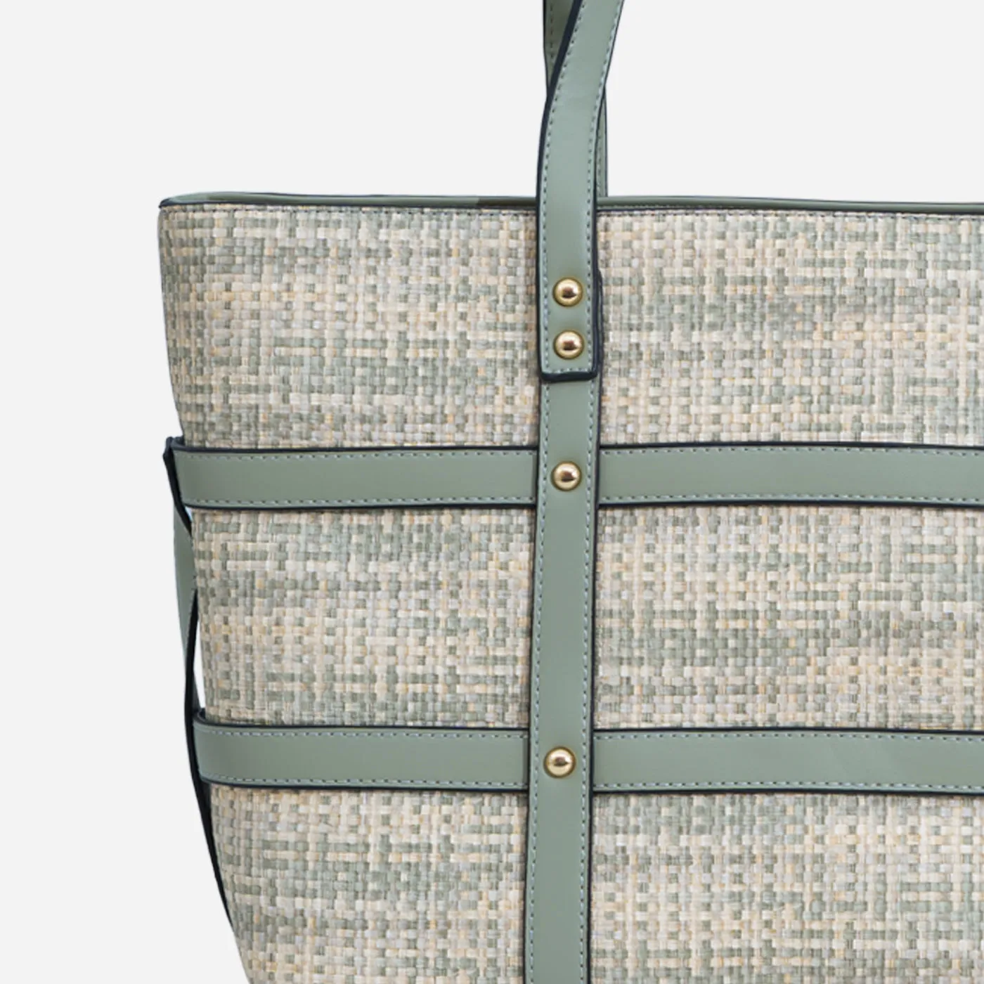 Jutibe Tote Bag