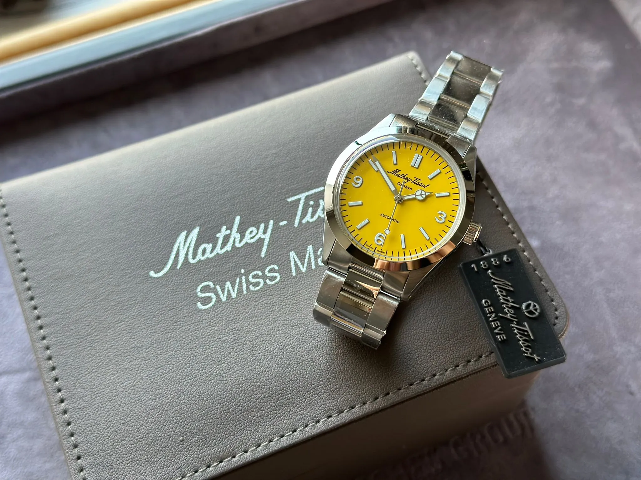 MT-369 Yellow