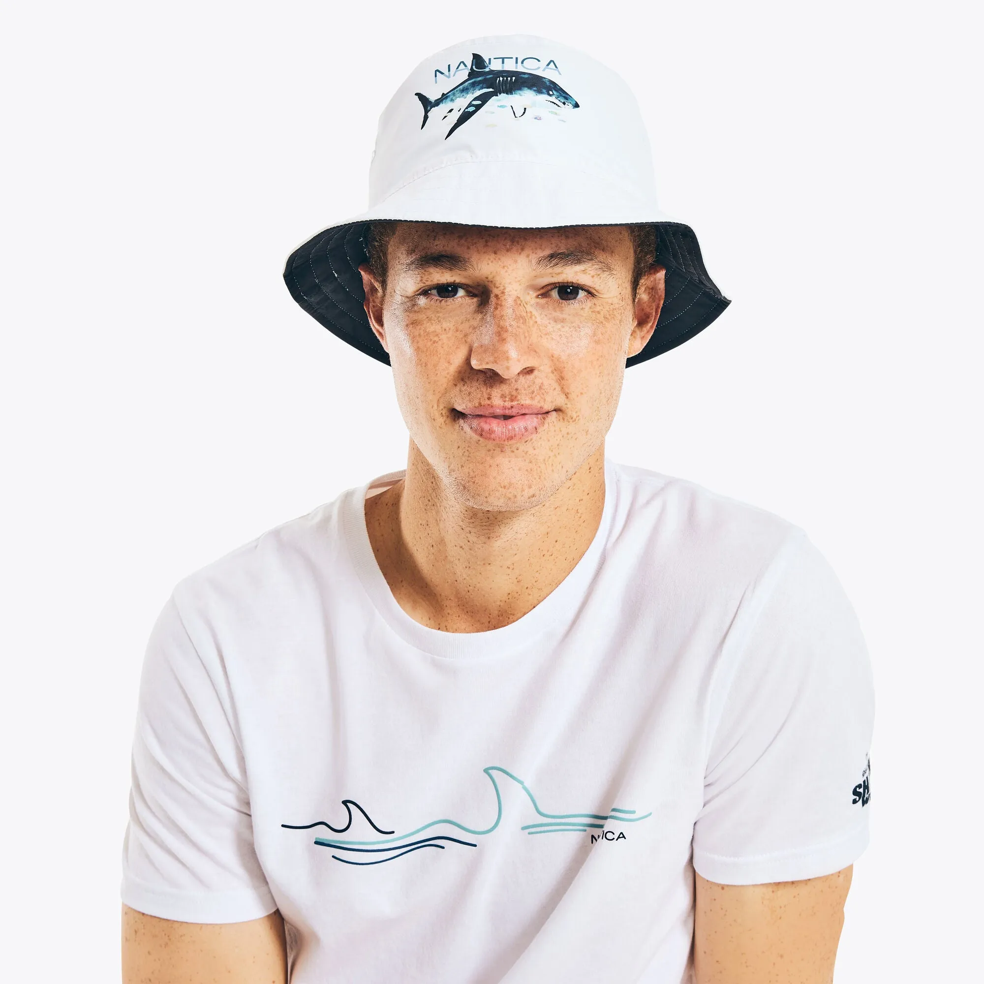 NAUTICA X Shark Week REVERSIBLE SHARK BUCKET HAT in white/navy